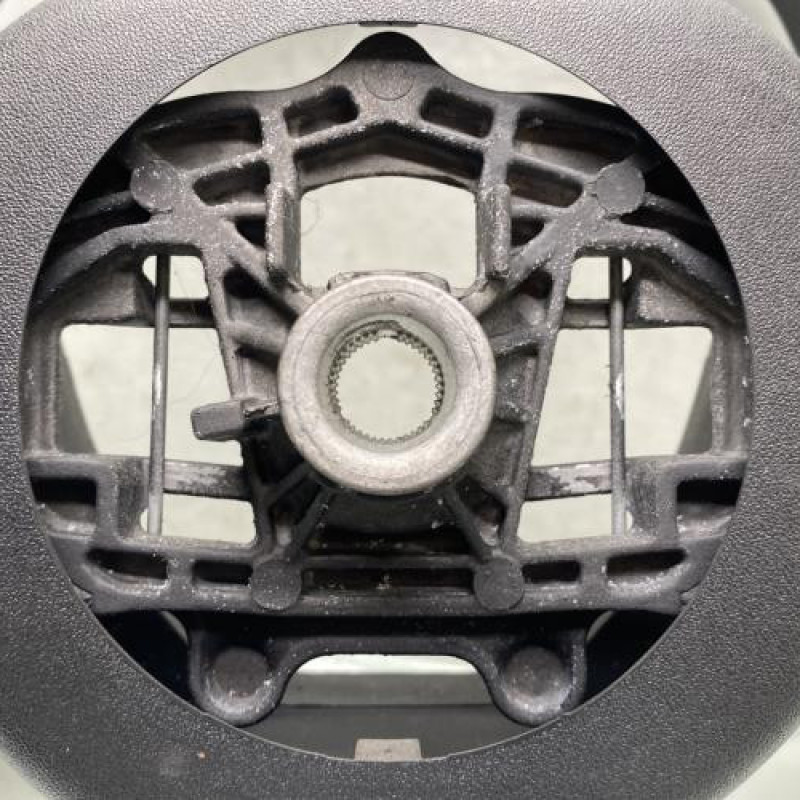 Volant PEUGEOT 208 1 Photo n°3