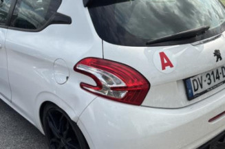 Volant PEUGEOT 208 1