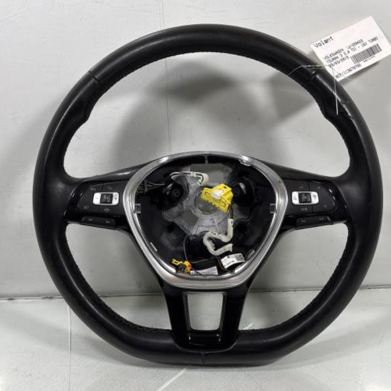 Volant VOLKSWAGEN TOURAN 3 Photo n°1