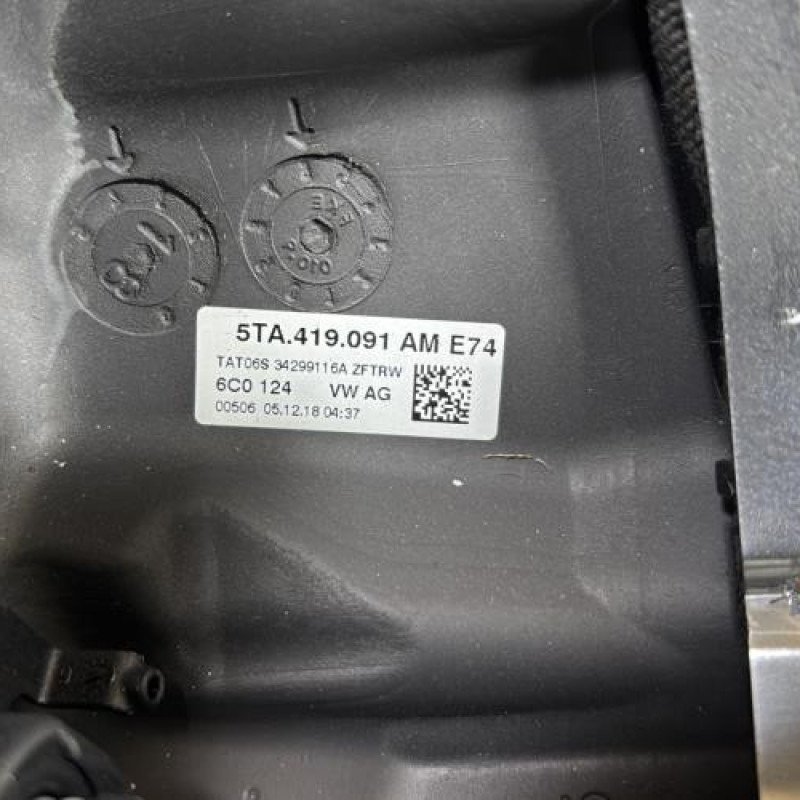 Volant VOLKSWAGEN TOURAN 3 Photo n°4