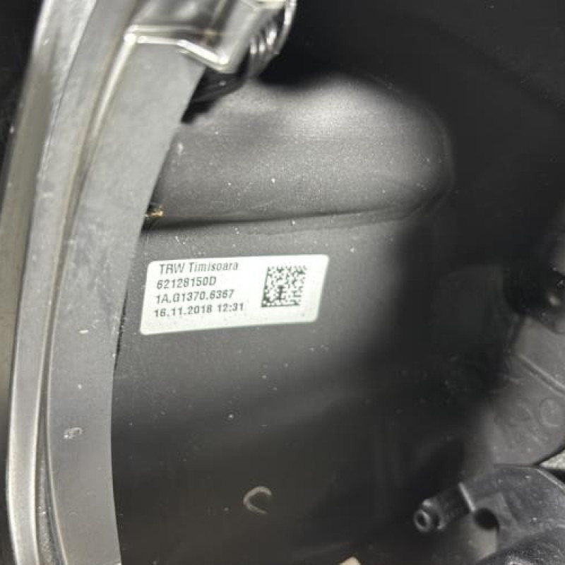 Volant VOLKSWAGEN TOURAN 3 Photo n°6