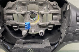 Volant PEUGEOT 2008 1