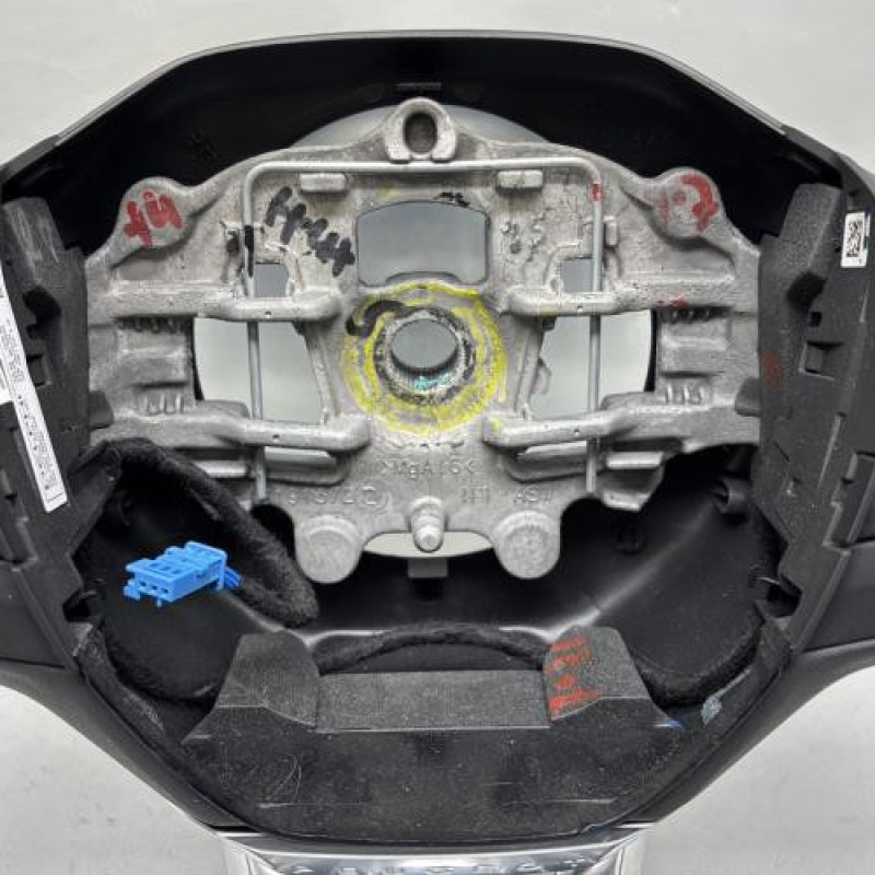 Volant PEUGEOT 208 1 Photo n°6