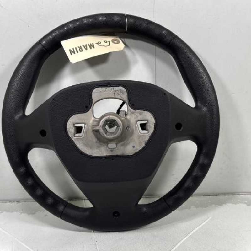 Volant FORD FIESTA 6 Photo n°3