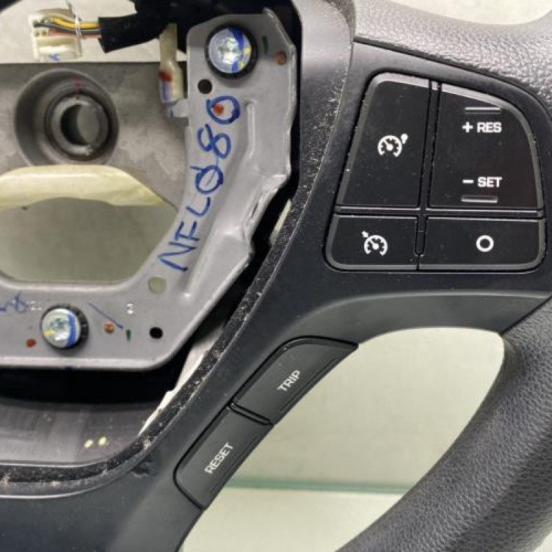 Volant HYUNDAI I 10 2 Photo n°3