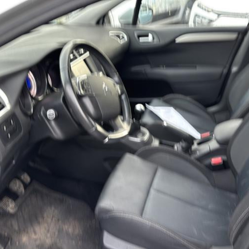 Volant CITROEN C4 2 Photo n°9
