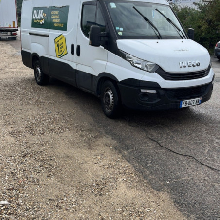 IVECO DAILY 6 PHASE 1 35-S14 2.3D - 16V TURBO
