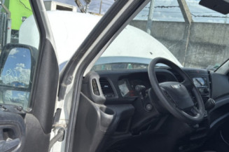 IVECO DAILY 6 PHASE 1 35-S14 2.3D - 16V TURBO