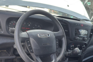 IVECO DAILY 6 PHASE 1 35-S14 2.3D - 16V TURBO