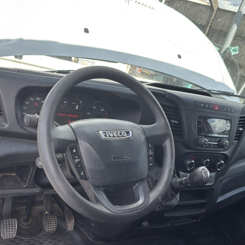 IVECO DAILY 6 PHASE 1 35-S14 2.3D - 16V TURBO Photo n°26