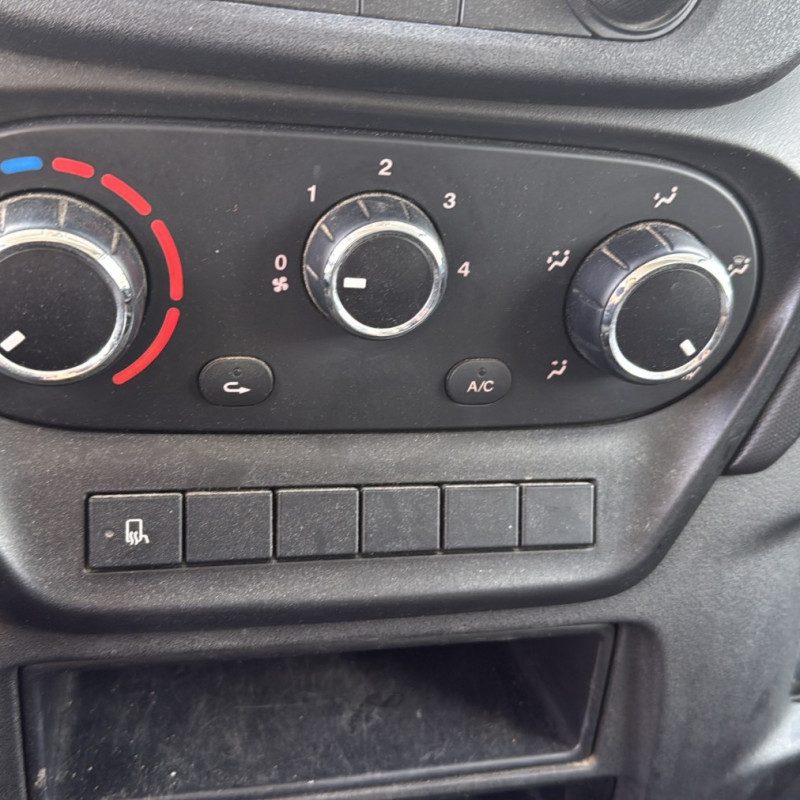 IVECO DAILY 6 PHASE 1 35-S14 2.3D - 16V TURBO Photo n°29