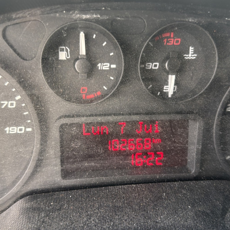 IVECO DAILY 6 PHASE 1 35-S14 2.3D - 16V TURBO Photo n°30