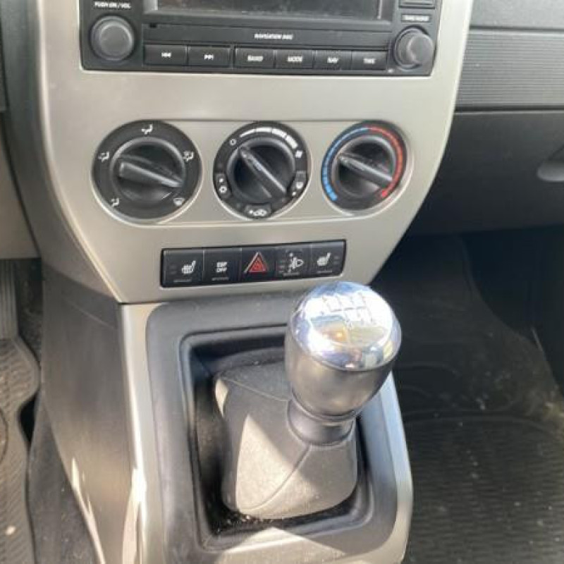 JEEP COMPASS 1 PHASE 1 2.0 CRD - 16V TURBO 4X4 Photo n°5