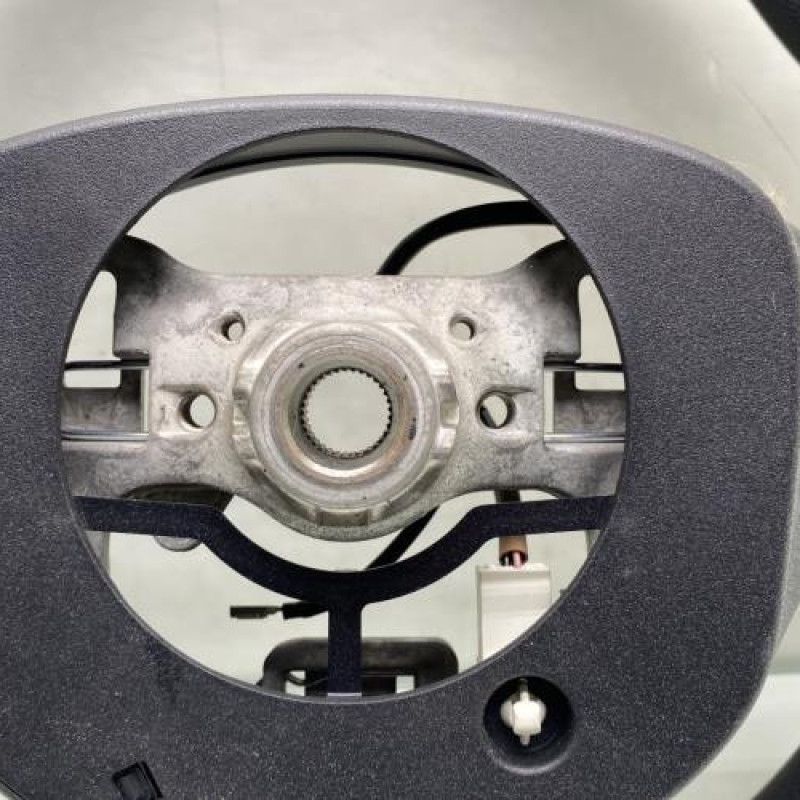 Volant TOYOTA YARIS 3 Photo n°4