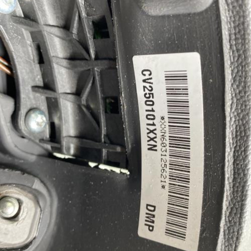 Volant OPEL MERIVA A Photo n°5