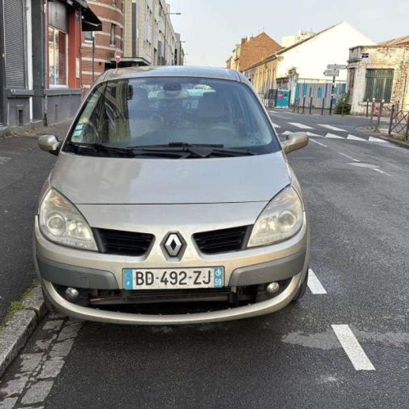 Aile avant gauche RENAULT GRAND SCENIC 2 Photo n°5