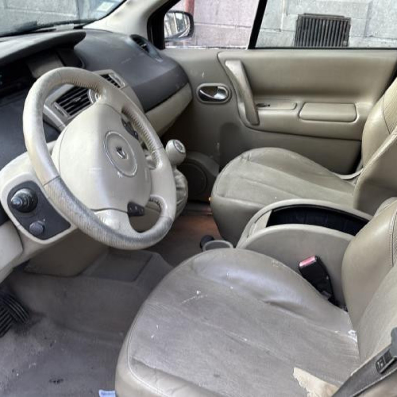 Aile avant gauche RENAULT GRAND SCENIC 2 Photo n°9