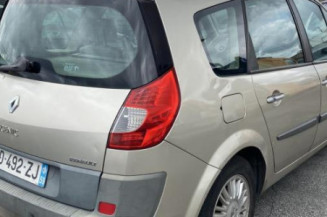 Aile avant gauche RENAULT GRAND SCENIC 2