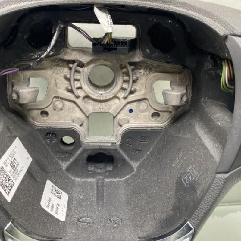 Volant OPEL CORSA E Photo n°3