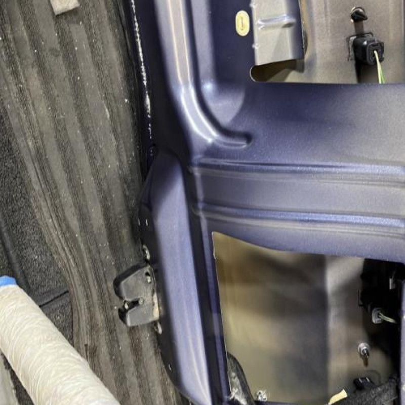 Malle/Hayon arriere CITROEN C4 GRAND PICASSO 1 Photo n°11