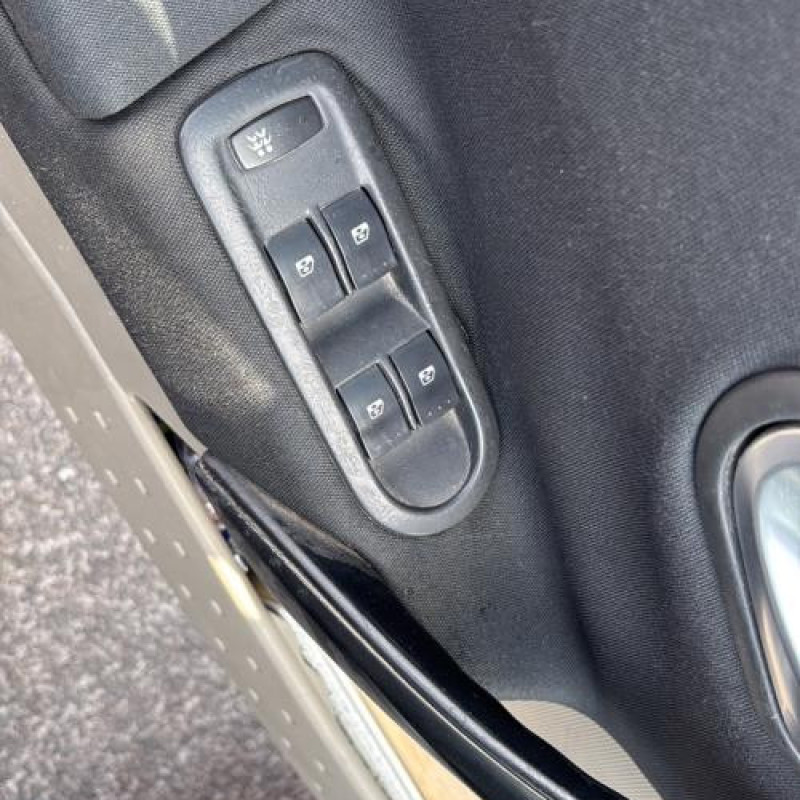 Aile avant gauche RENAULT MEGANE 2 Photo n°14