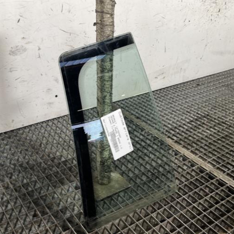 Custode arriere droit (porte) RENAULT MEGANE 2 Photo n°2