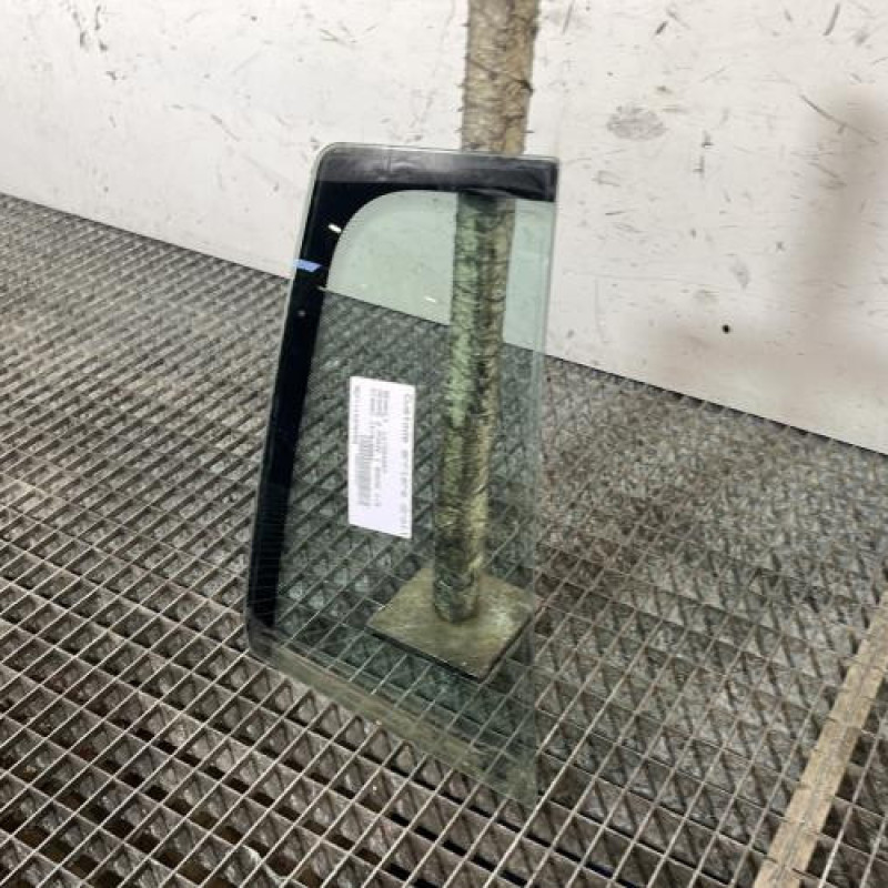 Custode arriere droit (porte) RENAULT MEGANE 2 Photo n°3