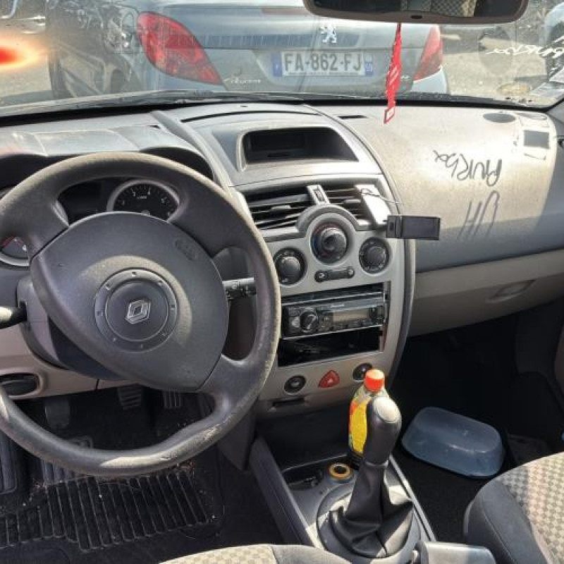 Custode arriere droit (porte) RENAULT MEGANE 2 Photo n°19