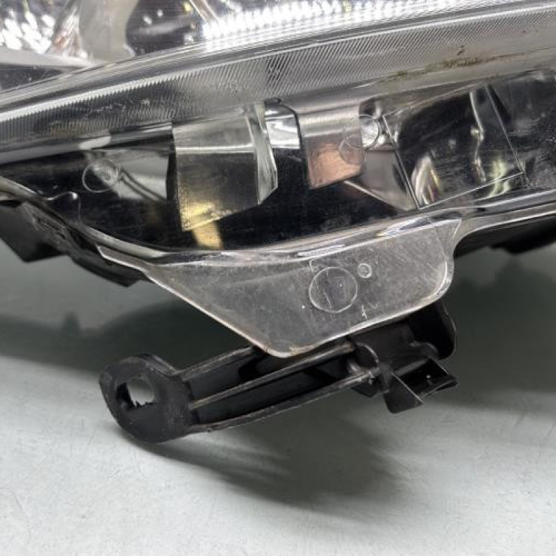 Optique avant principal droit (feux)(phare) PEUGEOT 208 1 Photo n°2