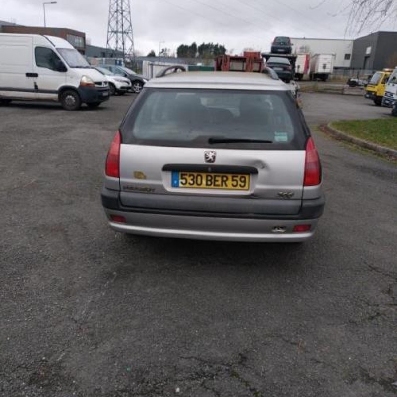 Feu arriere principal droit (feux) PEUGEOT 306 Photo n°6