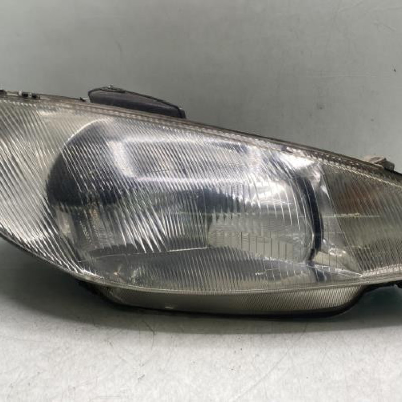 Optique avant principal droit (feux)(phare) PEUGEOT 206 Photo n°1