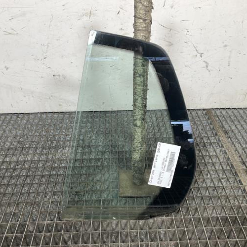 Custode arriere gauche (porte) VOLKSWAGEN GOLF 5 Photo n°1