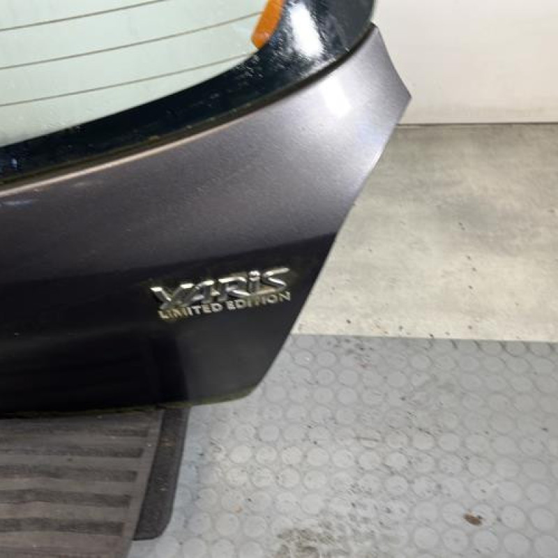 Malle/Hayon arriere TOYOTA YARIS 2 Photo n°4