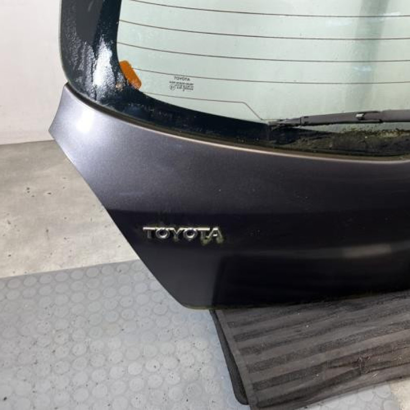 Malle/Hayon arriere TOYOTA YARIS 2 Photo n°5