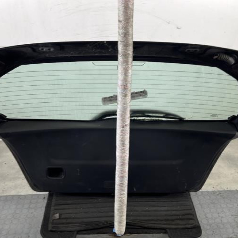 Malle/Hayon arriere TOYOTA YARIS 2 Photo n°10