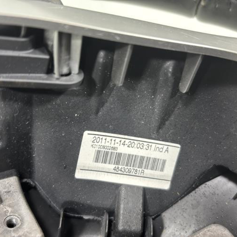 Volant RENAULT LAGUNA 3 Photo n°4