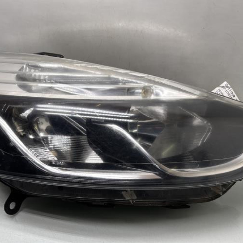 Optique avant principal droit (feux)(phare) RENAULT CLIO 4 Photo n°1