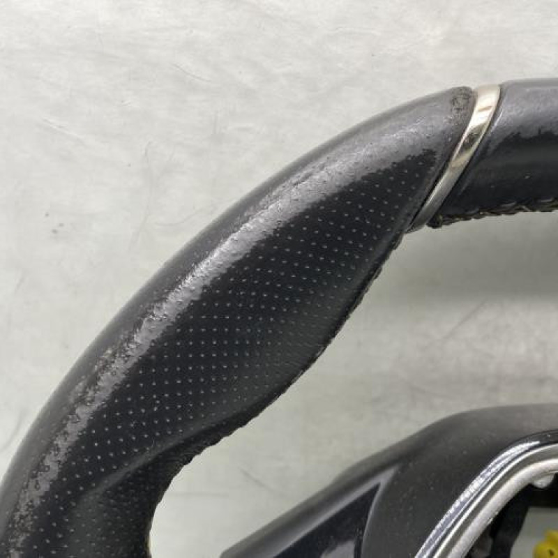 Volant PEUGEOT 208 2 Photo n°3