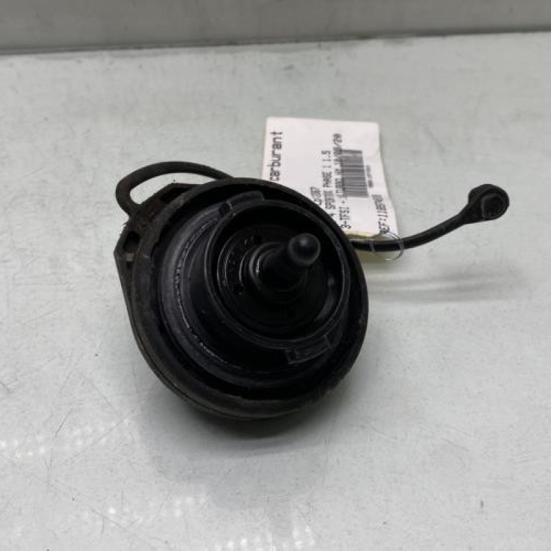 Bouchon de carburant AUDI A3 4 Photo n°2