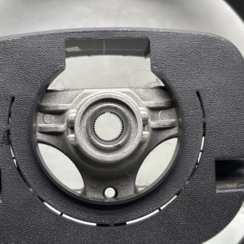 Volant HYUNDAI I 10 1 Photo n°4