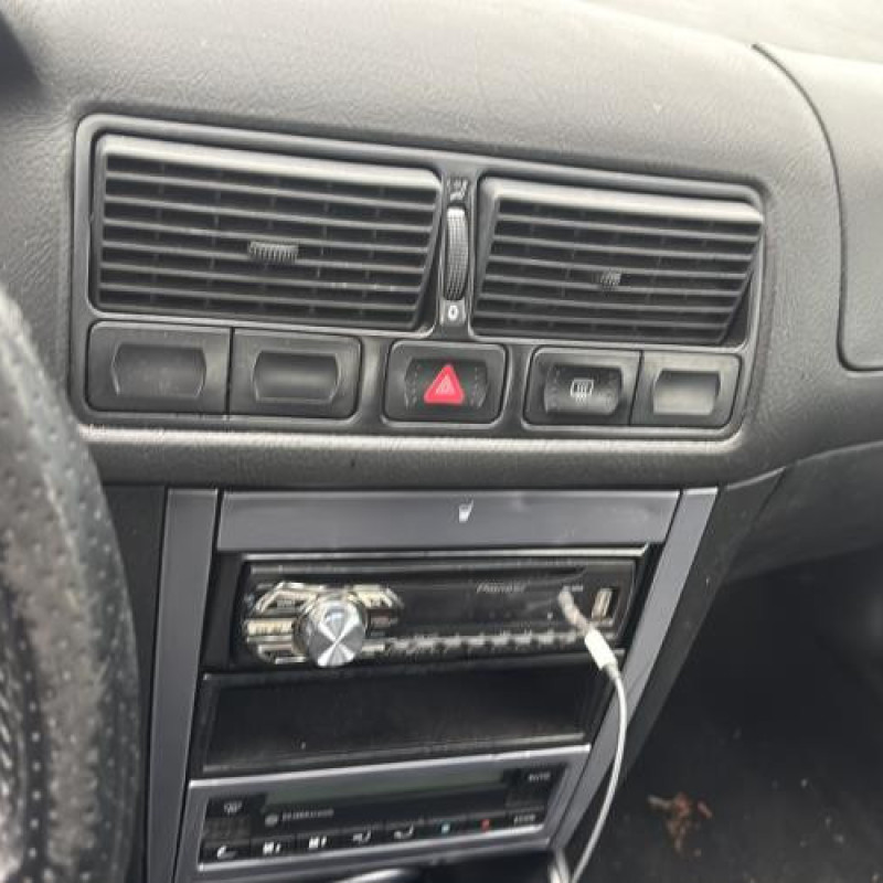 Levier de vitesses VOLKSWAGEN GOLF 4 Photo n°16