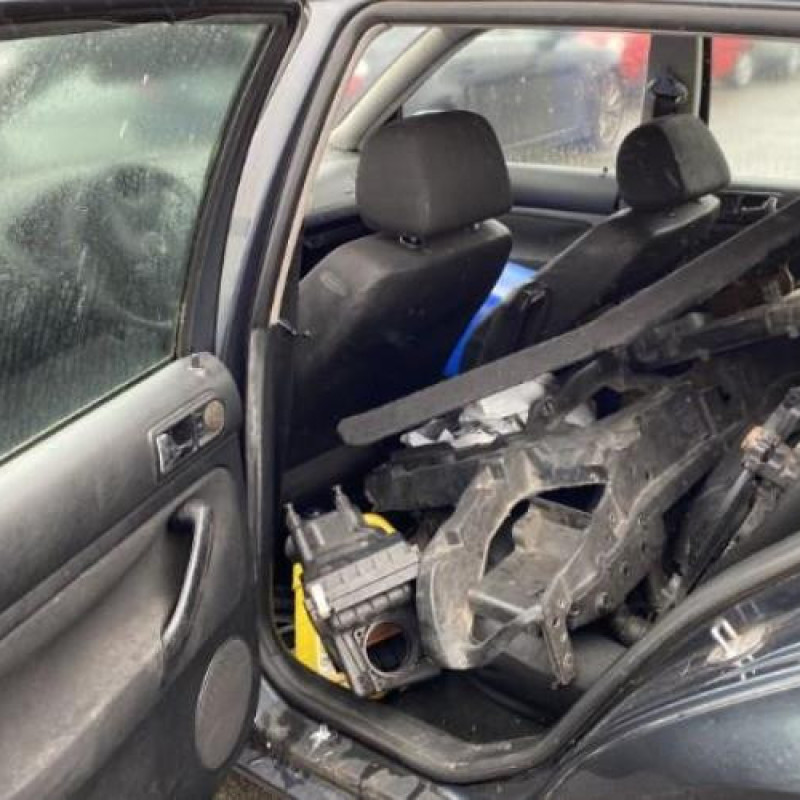 Levier de vitesses VOLKSWAGEN GOLF 4 Photo n°16