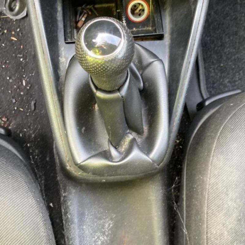 Levier de vitesses VOLKSWAGEN GOLF 4 Photo n°15