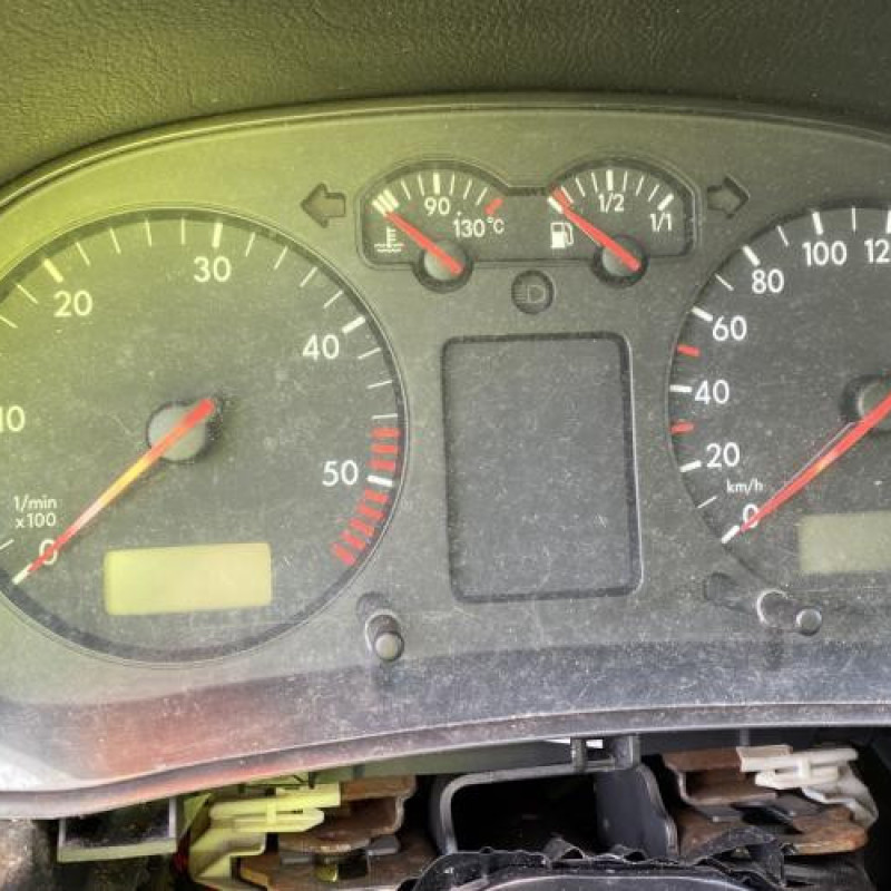 Levier de vitesses VOLKSWAGEN GOLF 4 Photo n°16