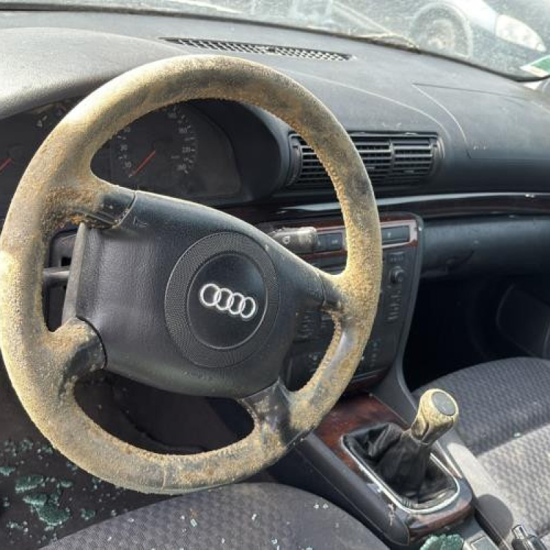 Etrier arriere droit (freinage) AUDI A4 1 Photo n°12