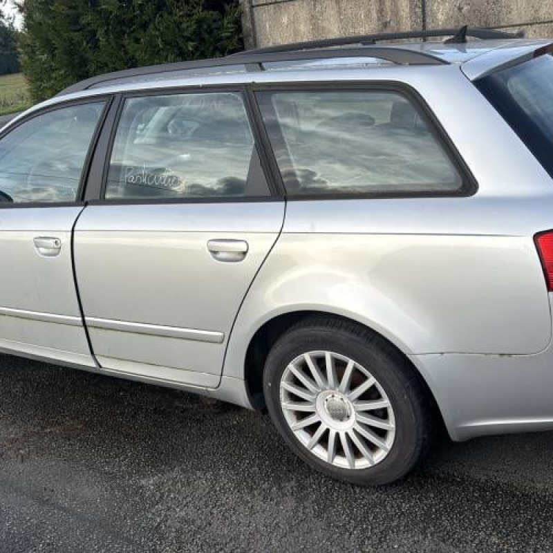 Etrier arriere droit (freinage) AUDI A4 2 Photo n°6