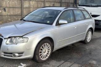 Etrier arriere gauche (freinage) AUDI A4 2 Photo n°1