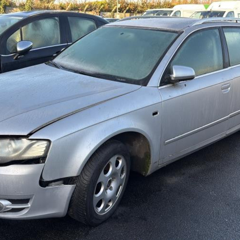 Etrier arriere gauche (freinage) AUDI A4 2 Photo n°1