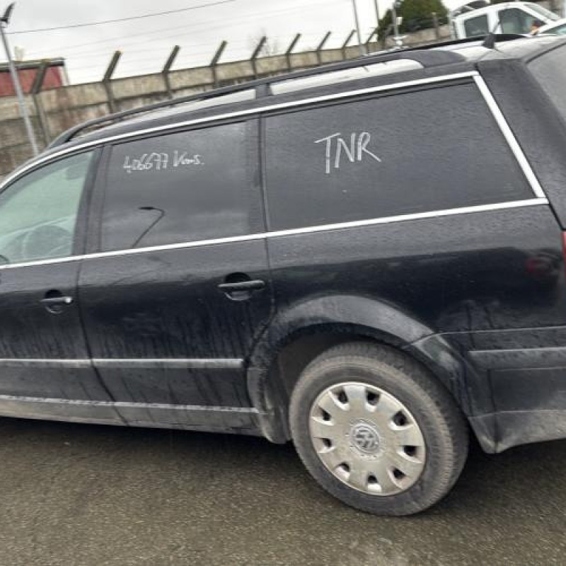 Etrier arriere droit (freinage) VOLKSWAGEN PASSAT 4 Photo n°6