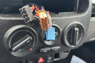 Leve vitre electrique avant gauche VOLKSWAGEN NEW BEETLE 1